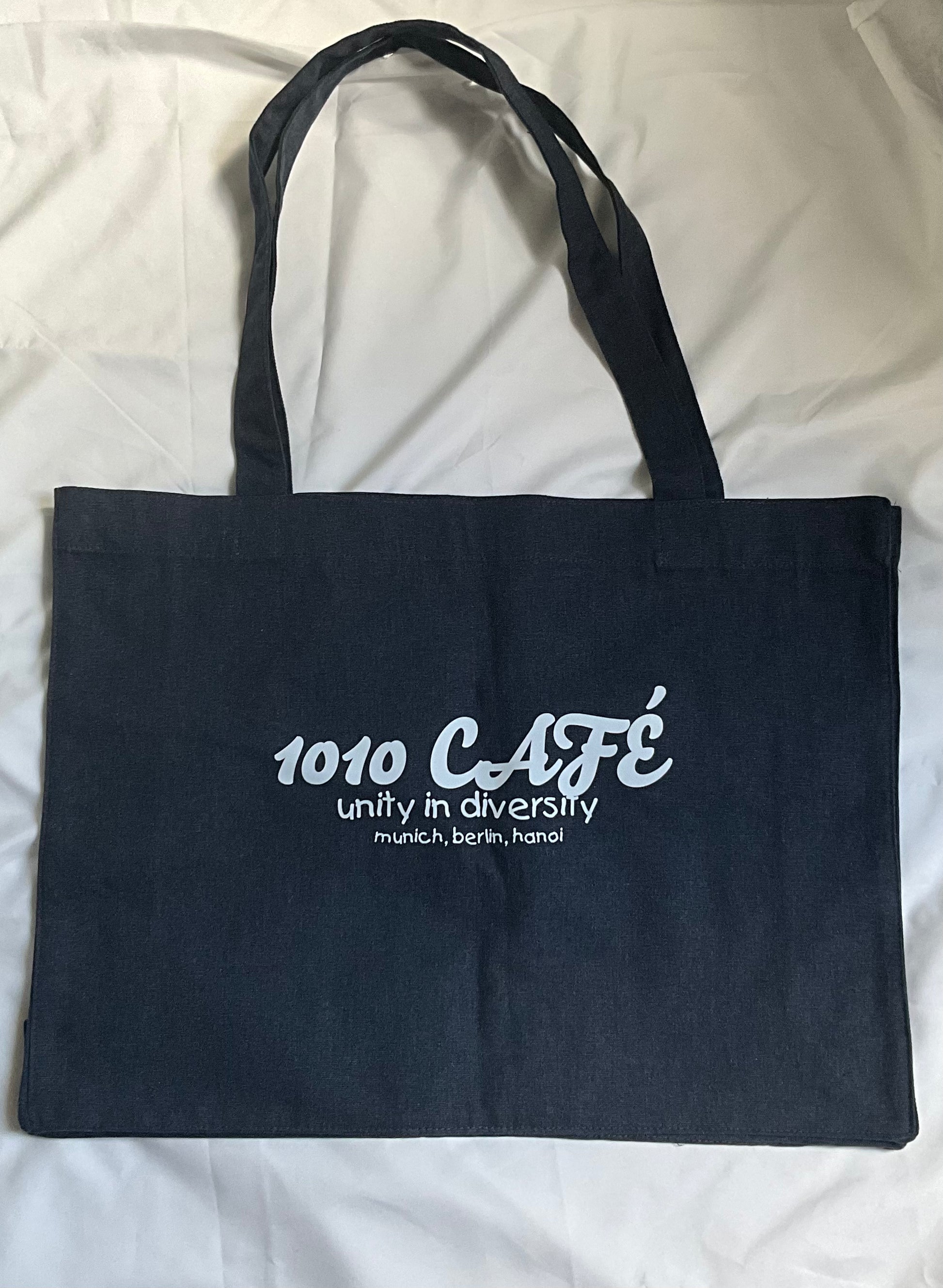 1010 café tote bag